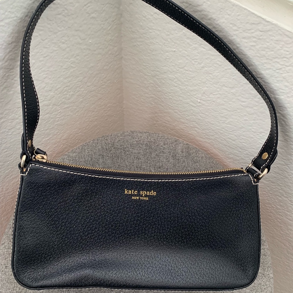 Kate Spade Purse (AUTHENTIC)